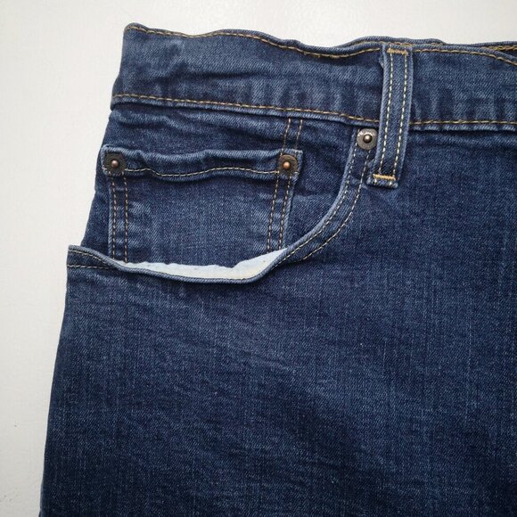 Levi's 505 Men's Size 40/30 Medium Wash Straight Leg Blue Jeans - Picture 8 of 16